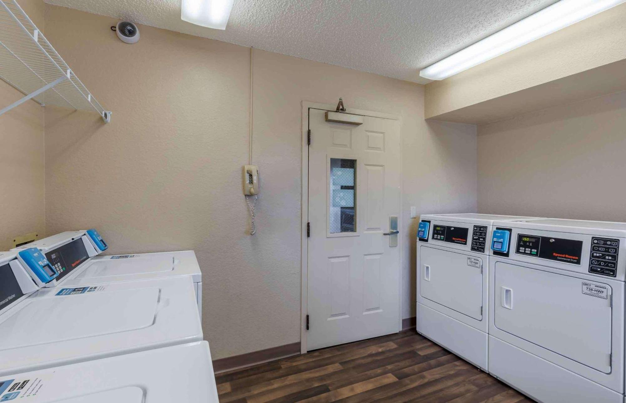 Extended Stay America Suites - Dallas - Plano Parkway Buitenkant foto